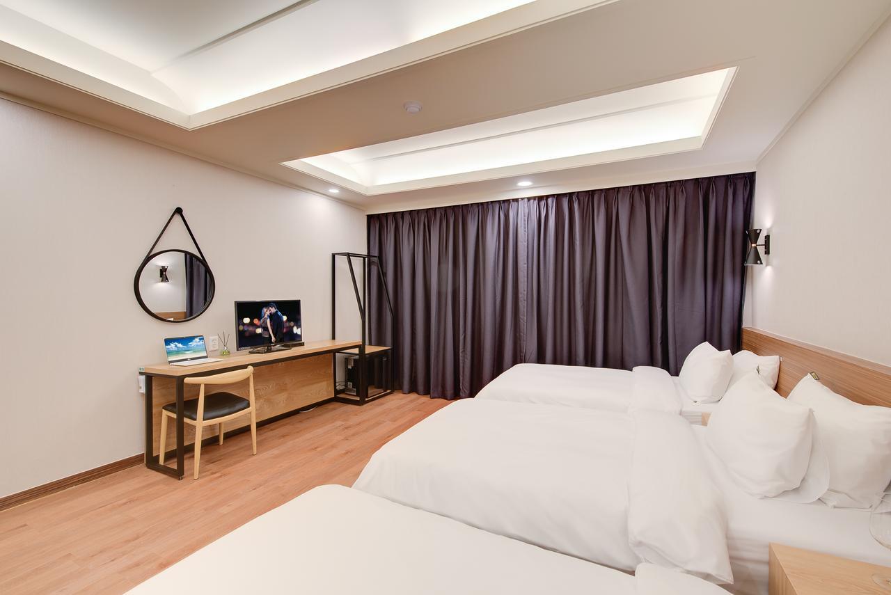 M Hotel Seul Esterno foto