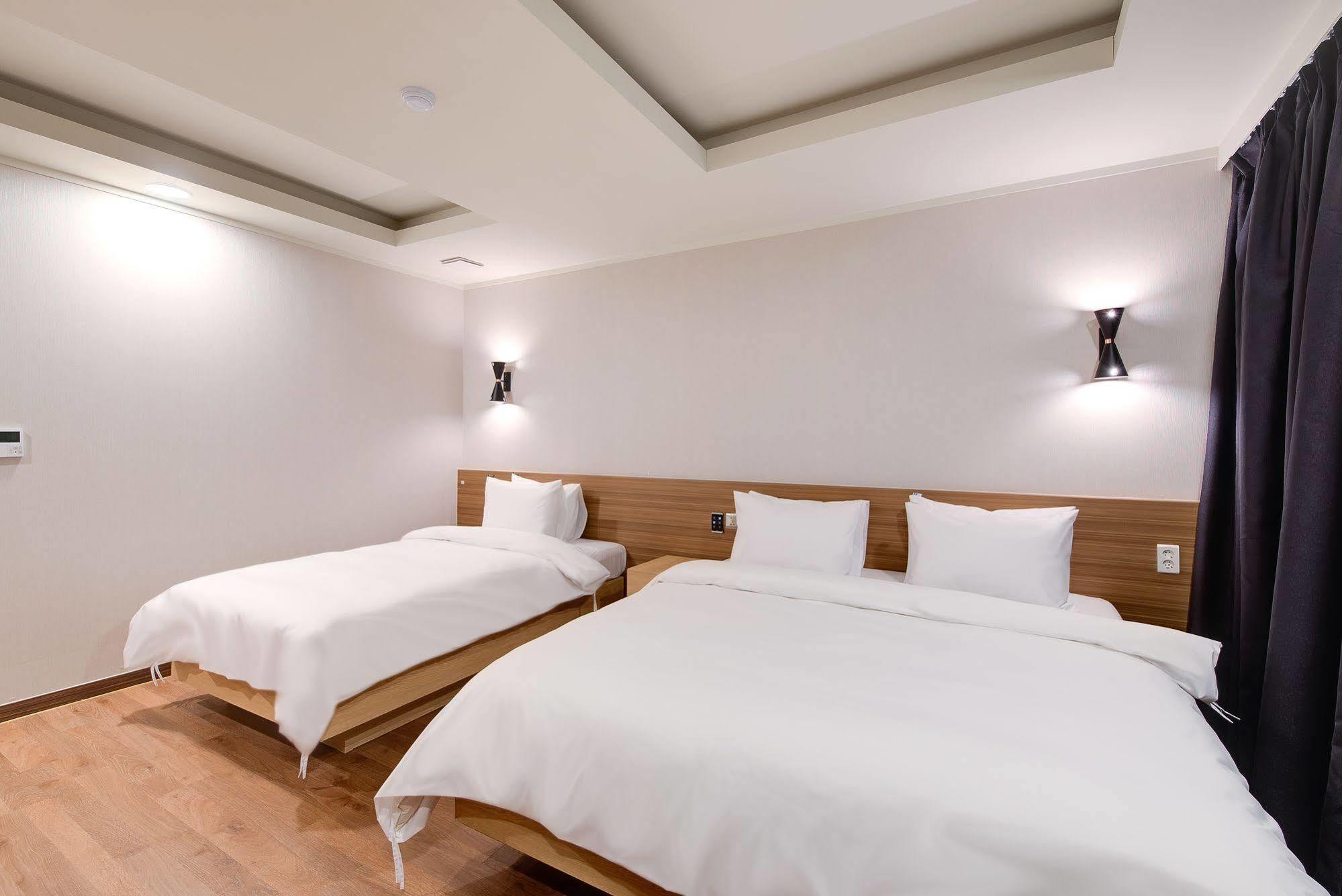 M Hotel Seul Esterno foto