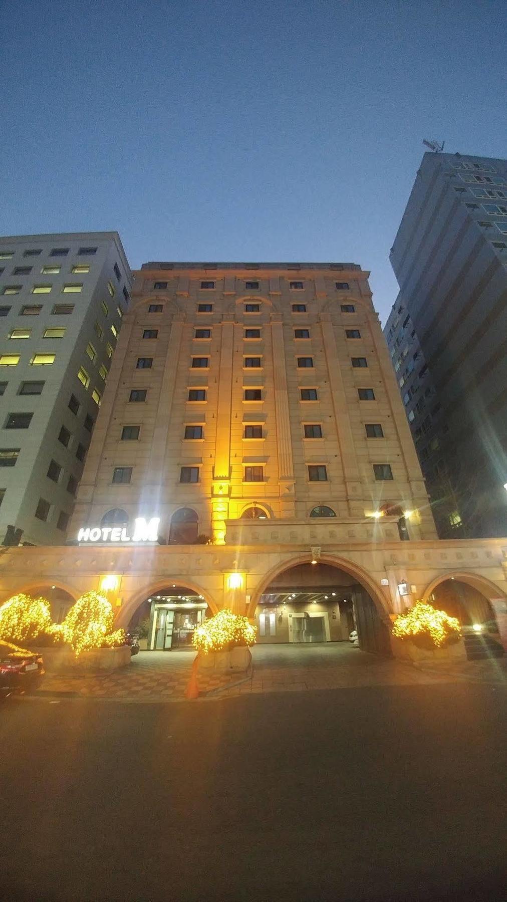 M Hotel Seul Esterno foto