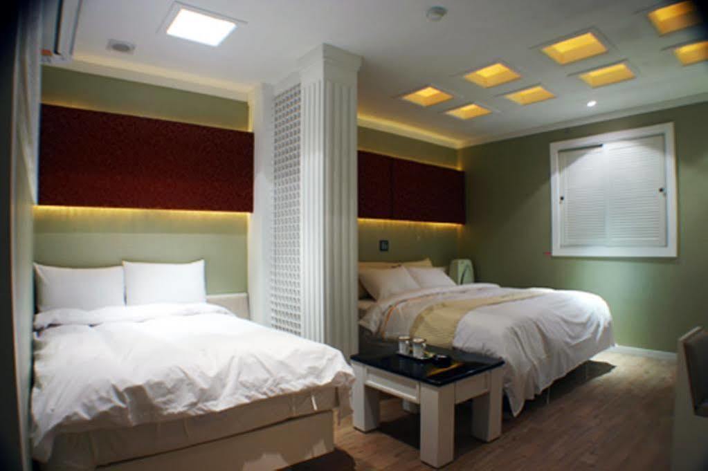 M Hotel Seul Esterno foto